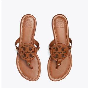 NWT Tory Burch Brown Leather Sandals 7 Brand New with Duster Bag